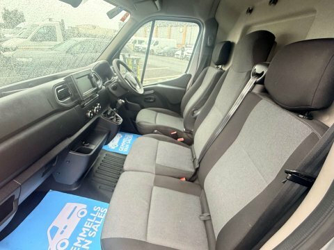 Nissan InterStar Dci Tekna L2h2 White #9