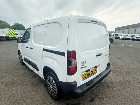 Toyota Proace City 1.5 Proace City White #6