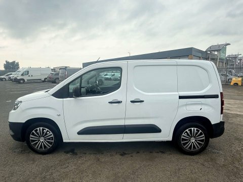Toyota Proace City 1.5 Proace City White #4