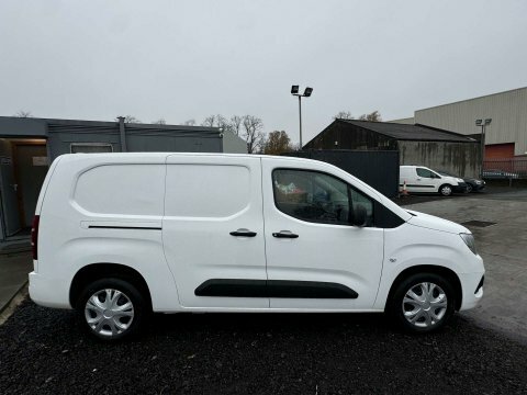 Vauxhall Combo 1.5 Combo 2300 White #5