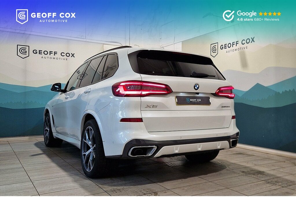 BMW X5 30D M Sport XS69WJB White #2