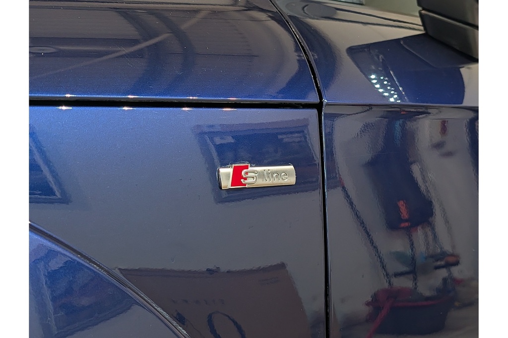 Audi TT Tfsi Black Edition VN72EYH Blue #3