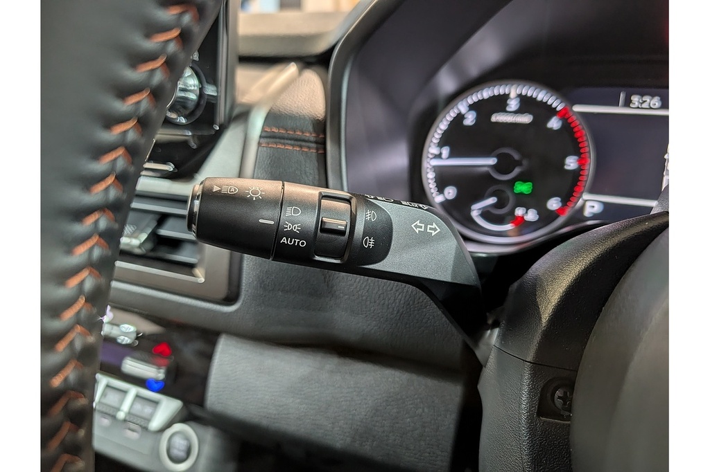Mitsubishi L200 Pickup Black #39