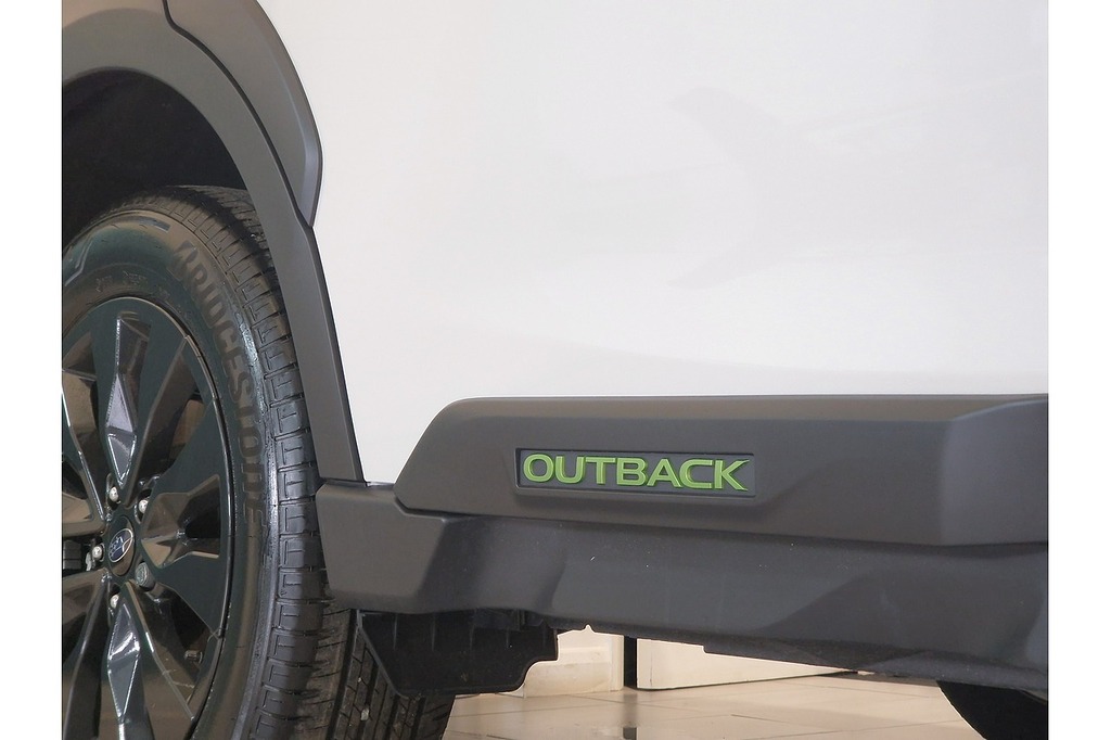 Subaru Outback Touring Brown #20