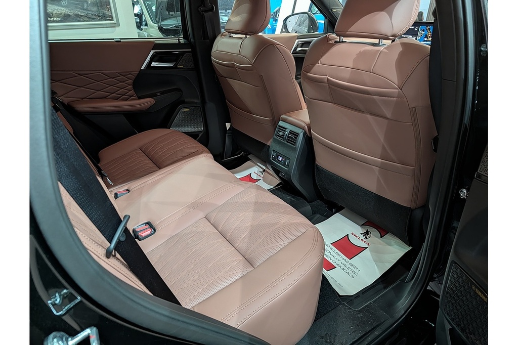 Mitsubishi Outlander Suv Black #48