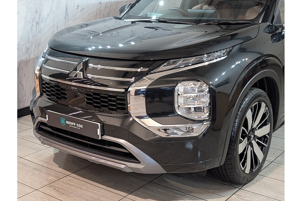 Mitsubishi Outlander Suv Black #12