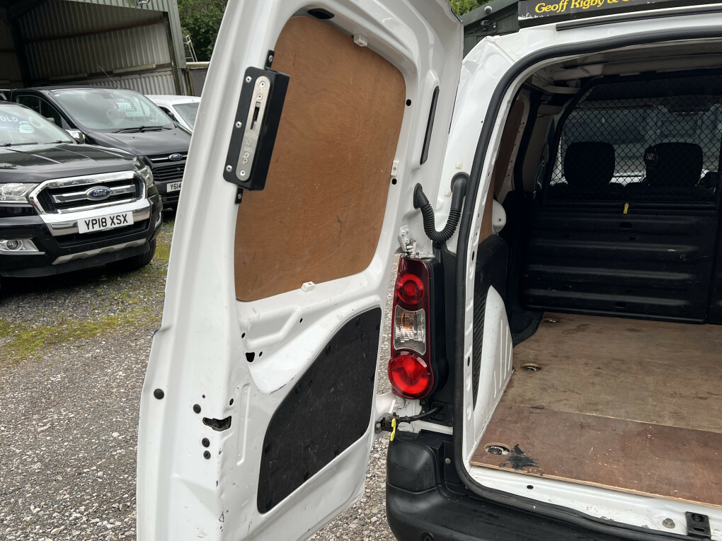 Peugeot Partner Panel Van White #8