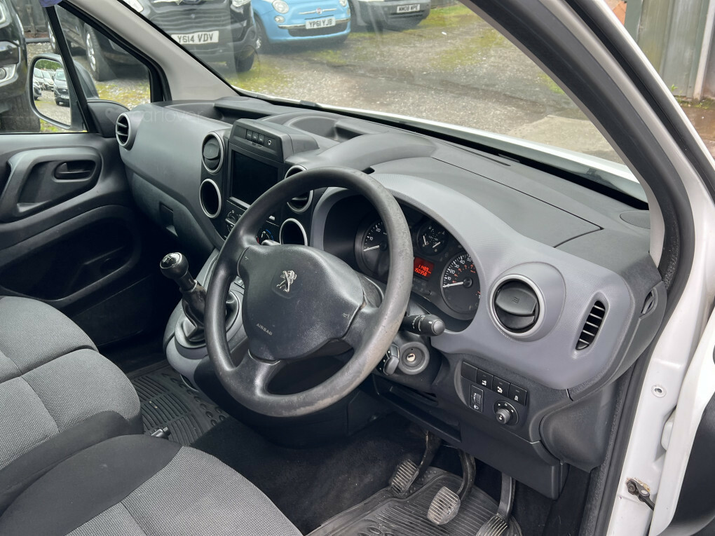 Peugeot Partner Panel Van White #22