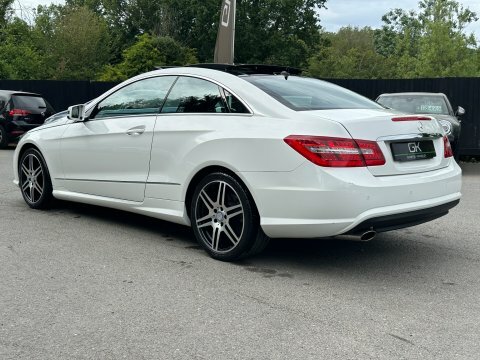 Mercedes-Benz E Class E200 Cgi Blueff HN63ZLX #2