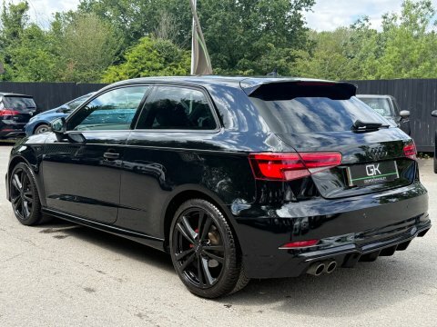 Audi A3 Tfsi S Line Black #2