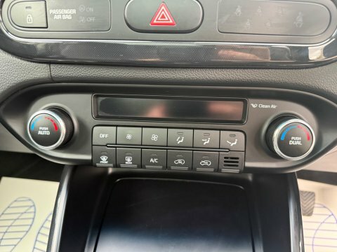 Kia Carens Mpv Silver #46