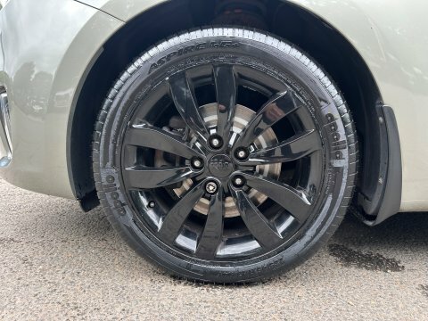 Kia Carens Mpv Silver #55