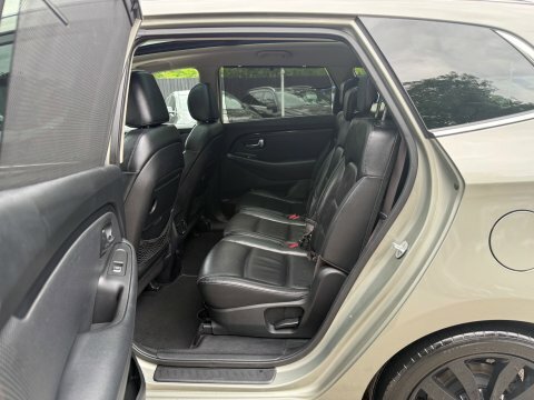 Kia Carens Mpv Silver #27