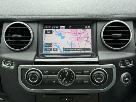 Land Rover Discovery Se Tech Red #38
