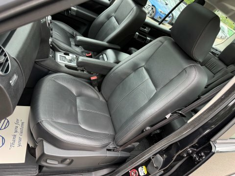 Land Rover Discovery Se Tech Red #14