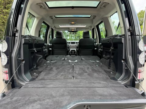 Land Rover Discovery Se Tech Red #64