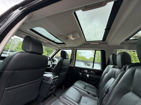 Land Rover Discovery Se Tech Red #28