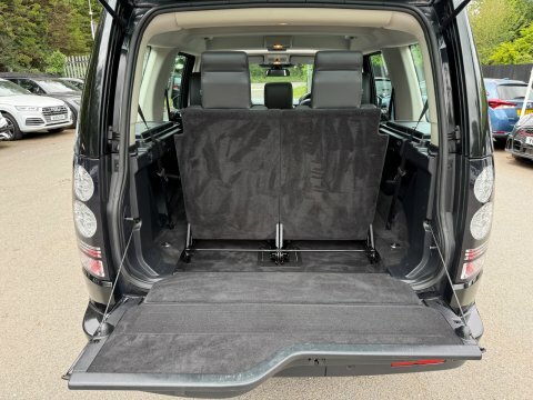 Land Rover Discovery Se Tech Red #60