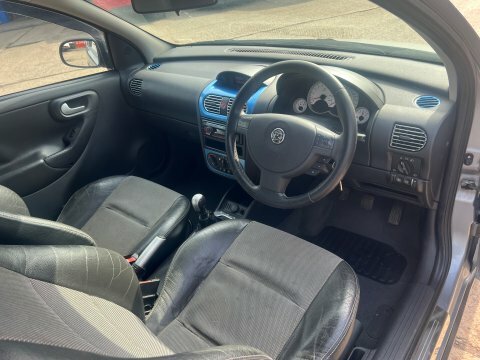 Vauxhall Corsa 1.2I 16V Sxi 80 Black #20