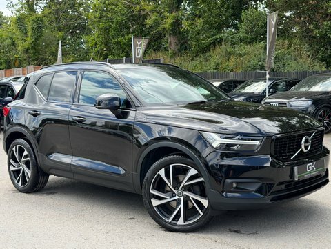 Volvo XC40 D4 R-design Pro Black