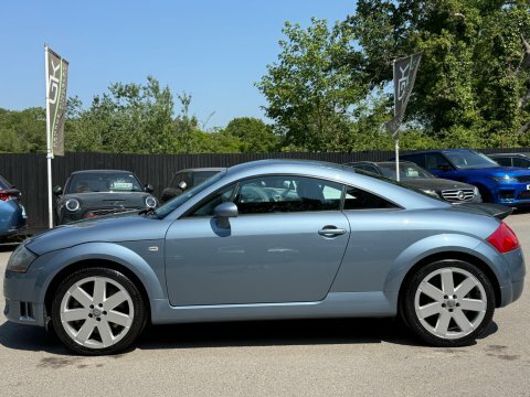 Audi TT Convertible 1.8T Roadster 200303 Red #8