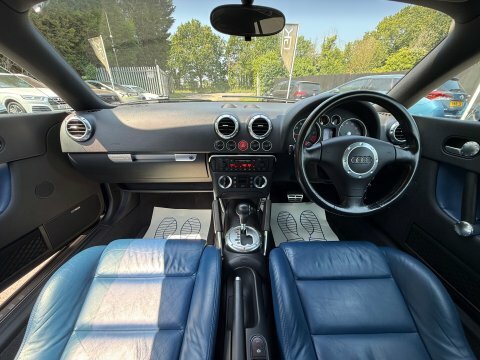 Audi TT Convertible 1.8T Roadster 200303 Red #12