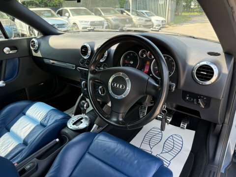 Audi TT Convertible 1.8T Roadster 200303 Red #13
