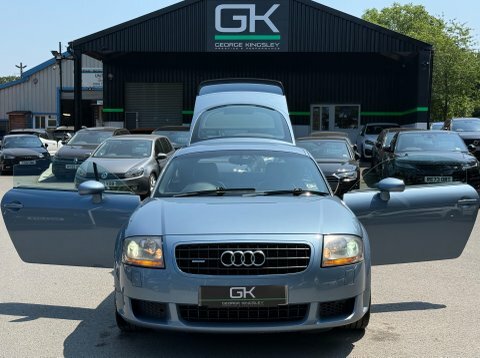 Audi TT Convertible 1.8T Roadster 200303 Red #17