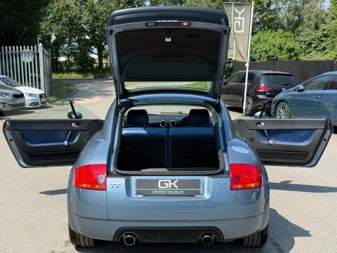 Audi TT Convertible 1.8T Roadster 200303 Red #18