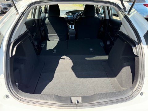 Honda Civic I-dtec Se Plus Navi Red #42