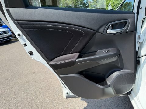 Honda Civic I-dtec Se Plus Navi Red #27