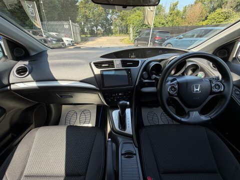 Honda Civic I-dtec Se Plus Navi Red #13