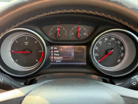 Vauxhall Astra 1.4I Turbo Elite Euro 6 White #34