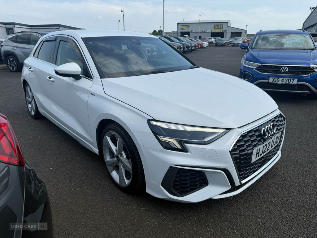 Audi A3 35 Tfsi S Line S Tronic HJ22UJU White #5
