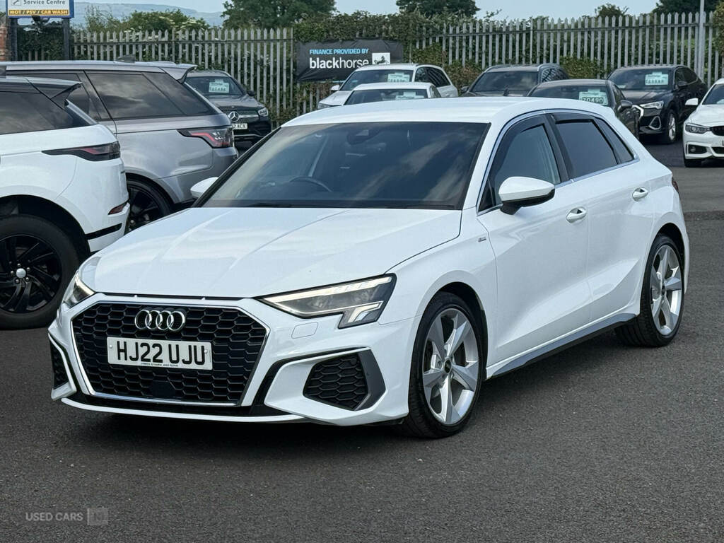 Audi A3 35 Tfsi S Line S Tronic HJ22UJU White #2
