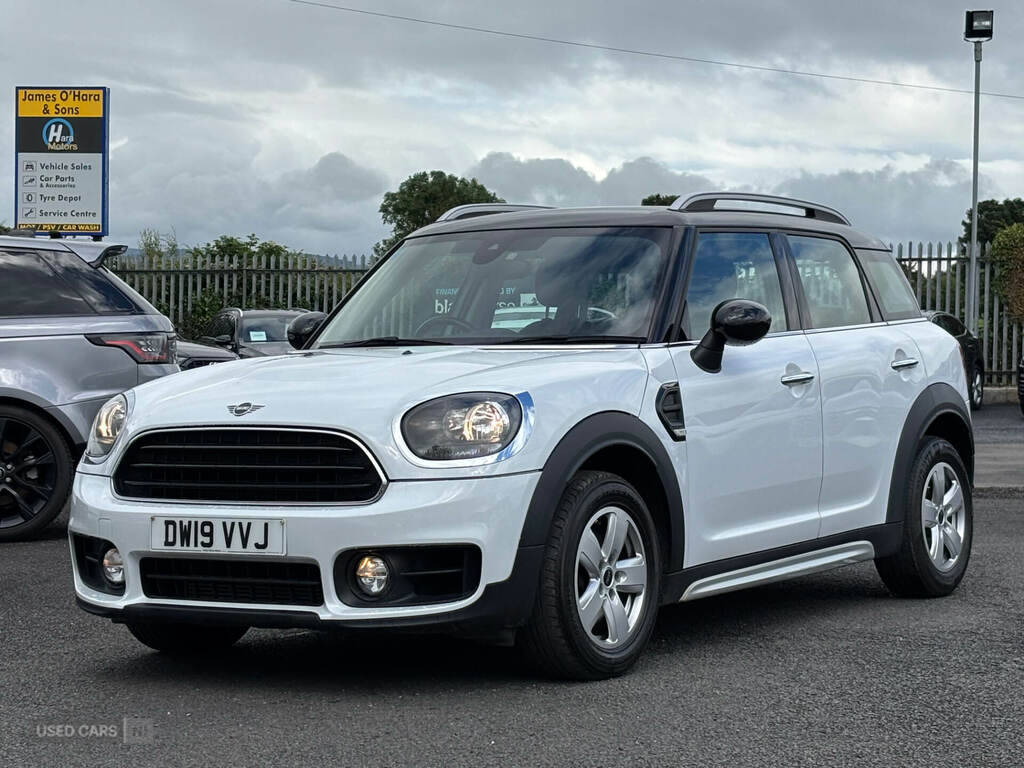 Mini Countryman 1.5 Cooper Classic DW19VVJ White #2