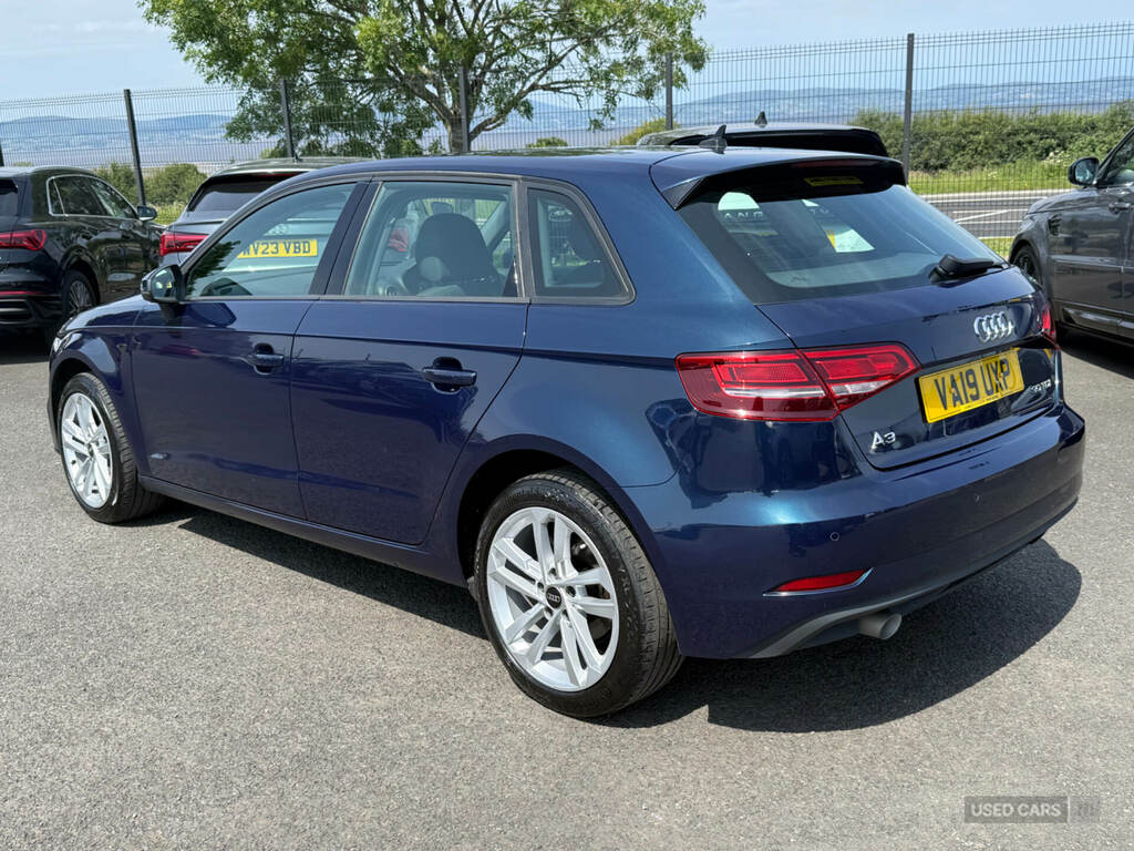 Audi A3 30 Tdi 116 Se Technik VA19UXP Blue #4