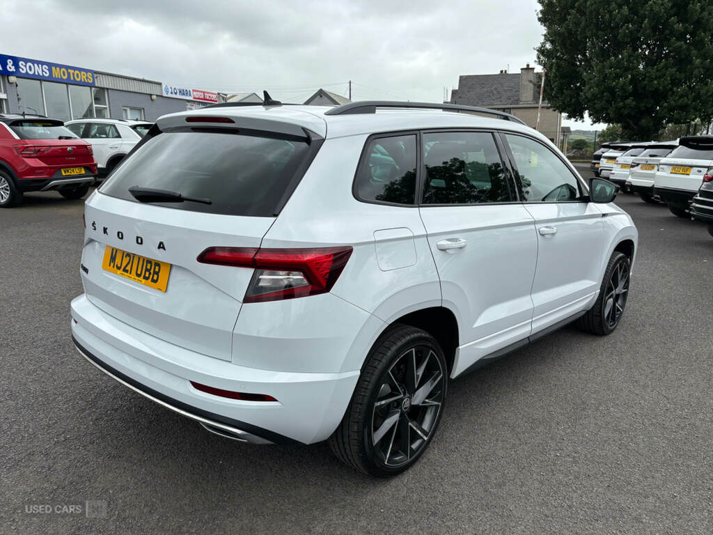 Skoda Karoq 1.5 Tsi Sport Line Dsg MJ21UBB White #4