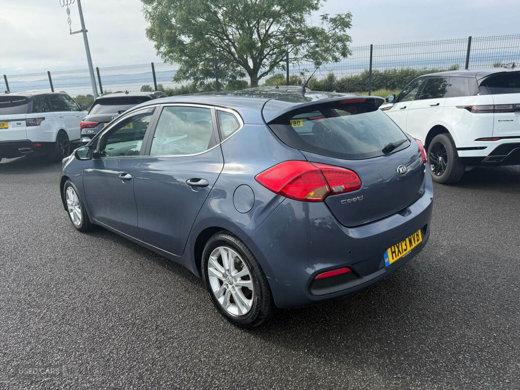 Kia Ceed 1.6 Crdi 2 Sportswagon Euro 5 Black #5