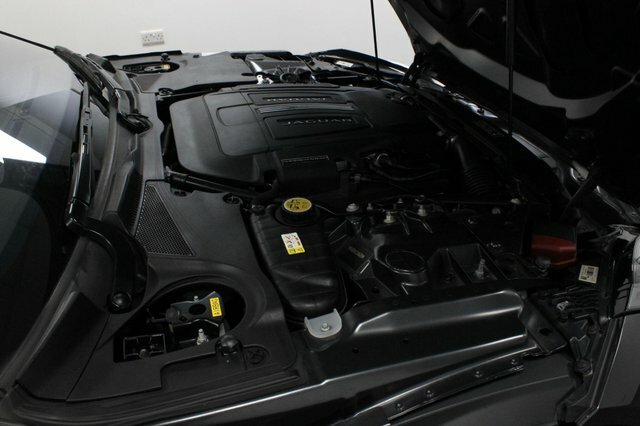 Jaguar F-Type V6 R-dynamic Grey #17