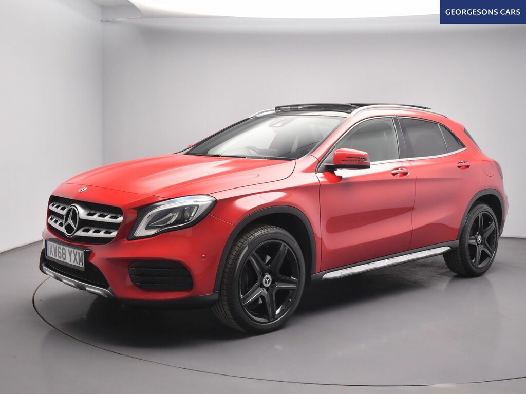 Mercedes-Benz GLA Class Gla220d Amg Line Premium Red #4