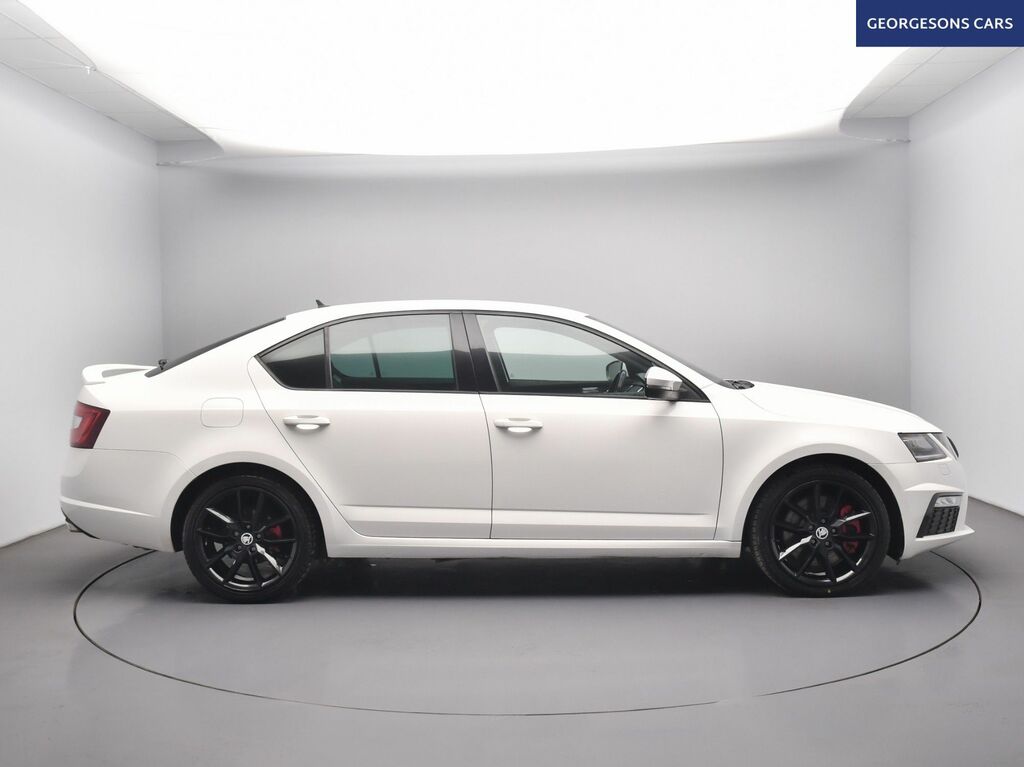 Skoda Octavia Tsi Vrs Hatchback White #5