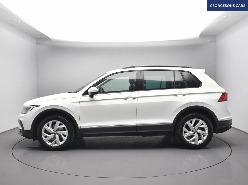 Volkswagen Tiguan Tsi Life Suv YF22STX White #3