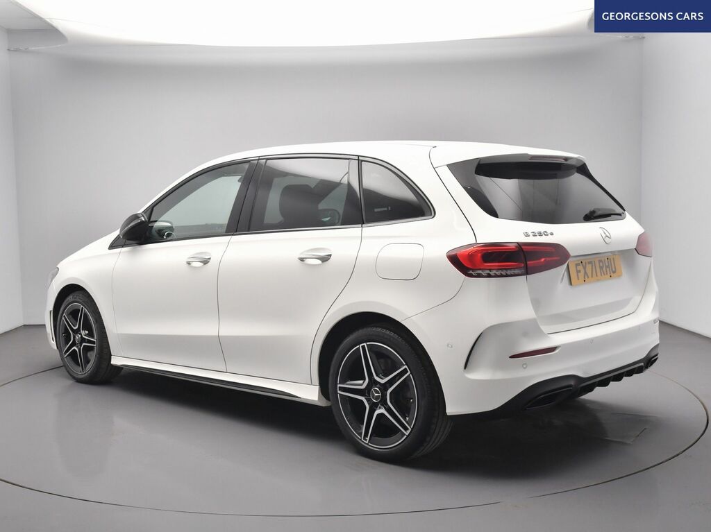 Mercedes-Benz B Class B250e 15.6Kwh Amg Line FX71RHU White