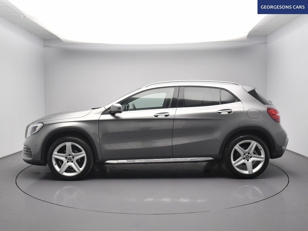 Mercedes-Benz GLA Class Gla200 Amg Line Premium Grey #2
