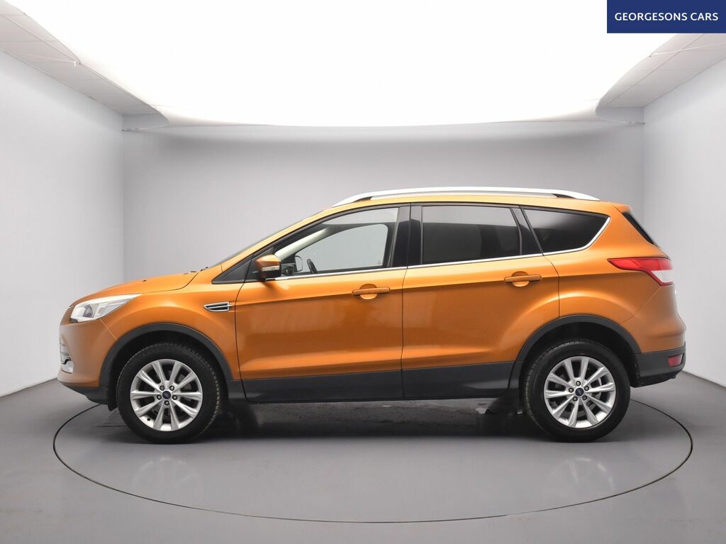 Ford Kuga Ecoboost Titanium Suv Orange #2
