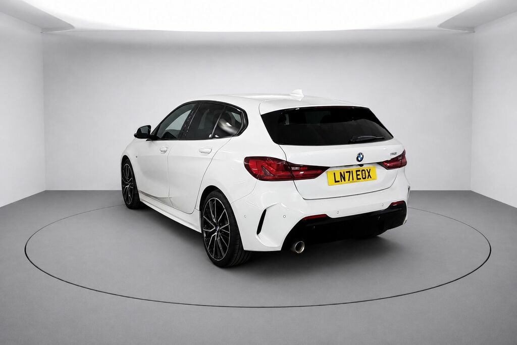 BMW 1 Series 118I M Sport Lcp LN71EOX White #3
