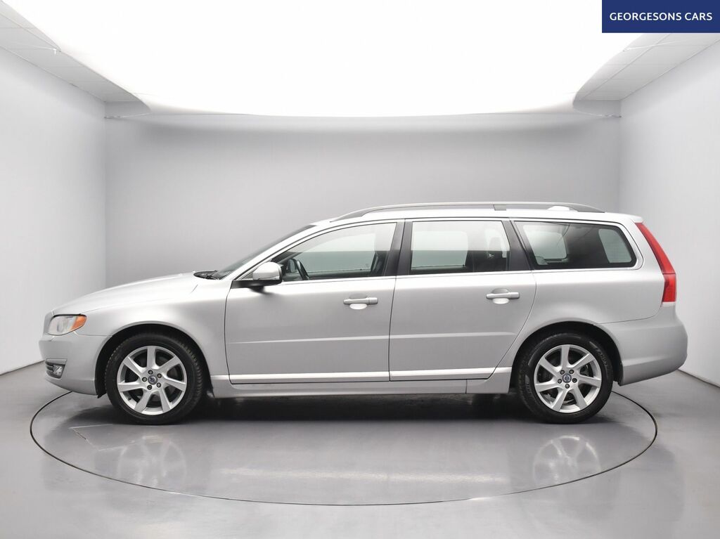 Volvo V70 D3 Se Estate Silver #3