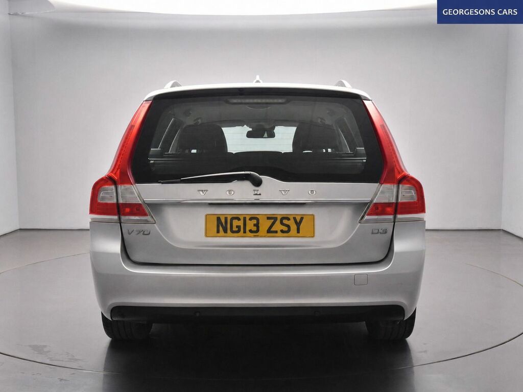 Volvo V70 D3 Se Estate Silver #4