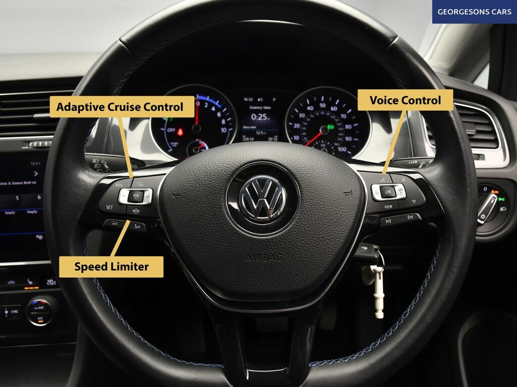 Volkswagen e-Golf 99Kw E-golf 35Kwh Black #21